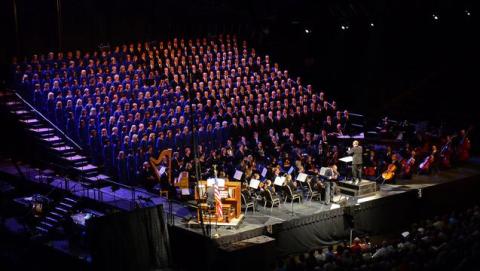 Mormon Tabernacle               Choir 2013